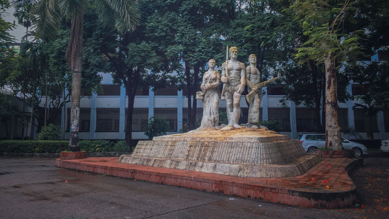 ঢাবিতে বজ্রপাতে দুই শিক্ষার্থী আহত