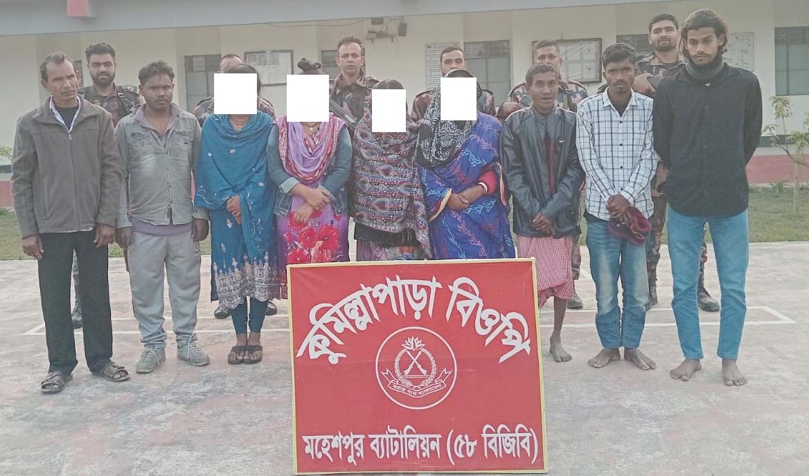 মহেশপুর সীমান্তে নারী-শিশুসহ আটক ২১