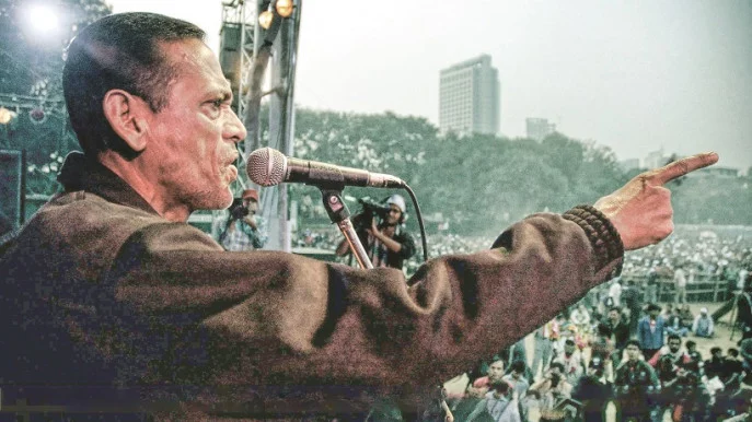 দুই যুদ্ধের গেরিলা আজম খান ও বাংলা ‘ঝাঁকি’