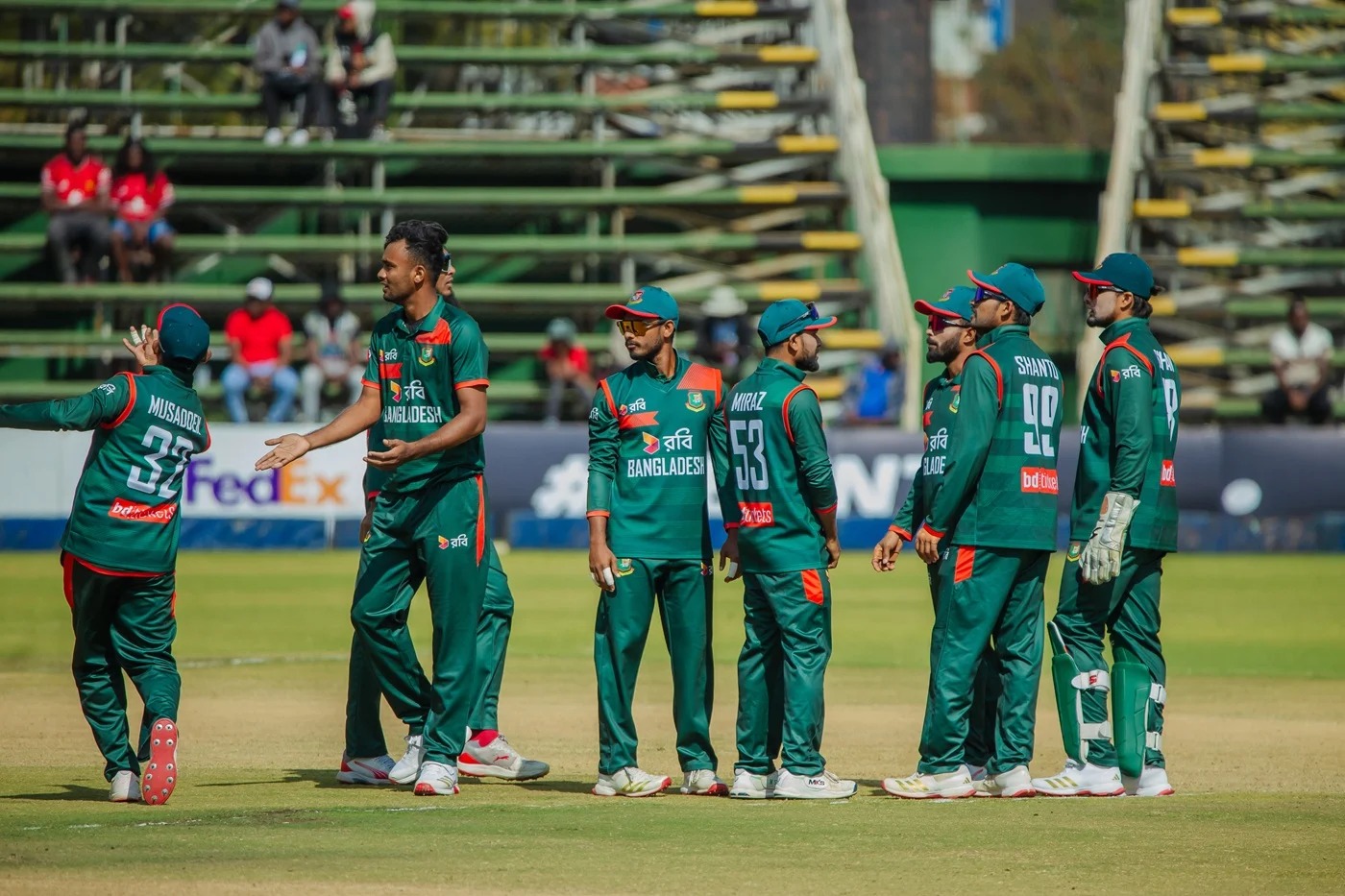 শেষ ম্যাচে বড় জয়ে হোয়াইটওয়াশ লজ্জা এড়াল বাংলাদেশ