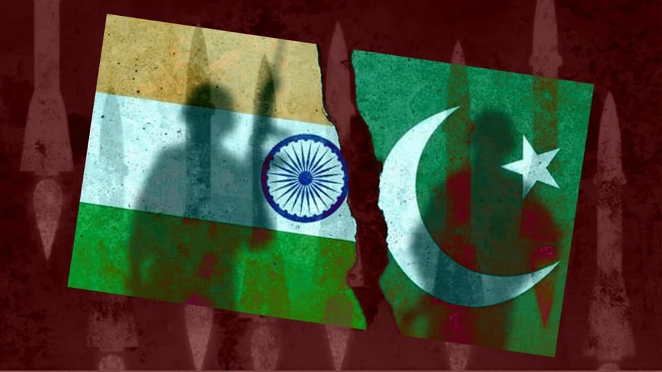 বৈরিতা সত্ত্বেও কেন অটুট ভারত-পাকিস্তানের পরমাণু তথ্য বিনিময়