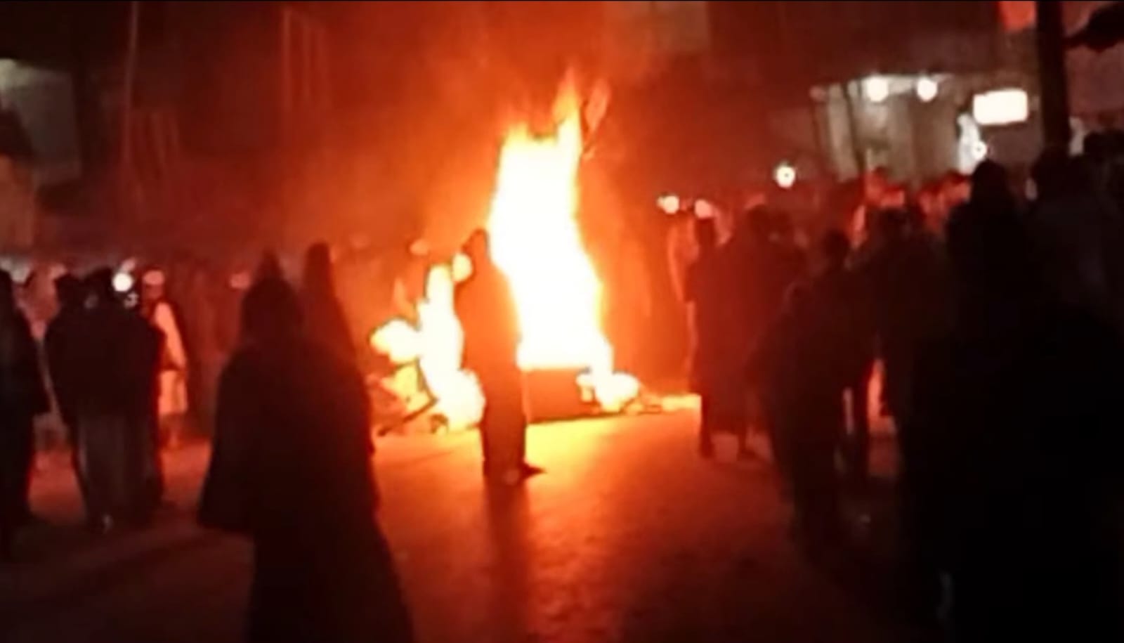 মাহফিলে যাওয়ার পথে দুর্ঘটনায় শ্যালক-দুলাভাই নিহত