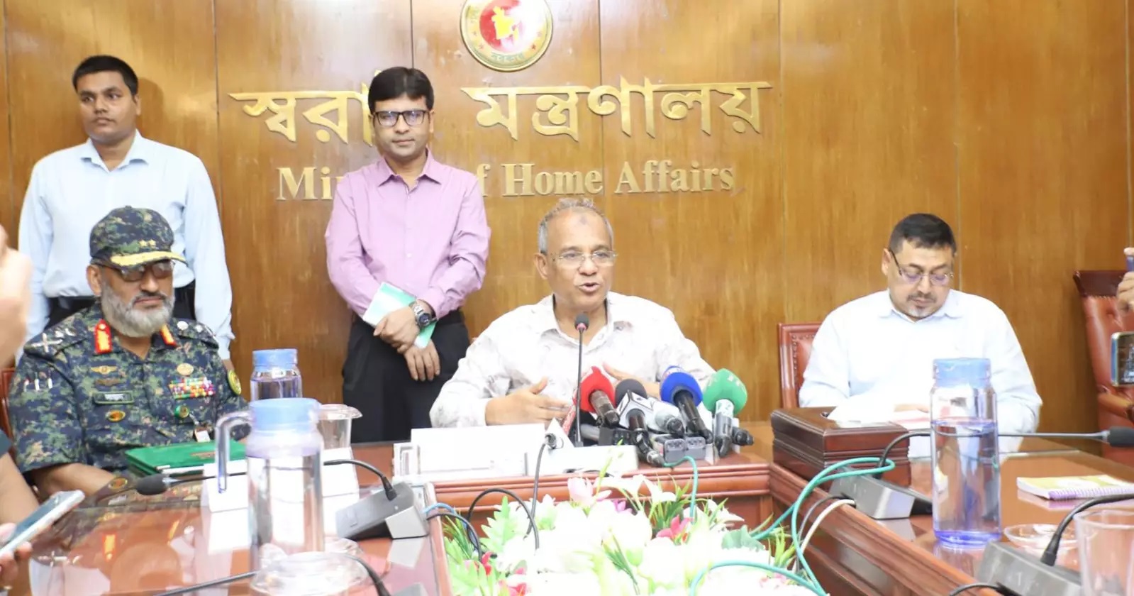 মব সহিংসতা আগের তুলনায় কমেছে: স্বরাষ্ট্র উপদেষ্টা