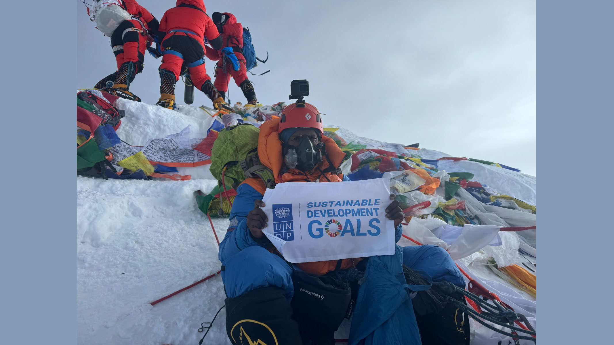 বাংলাদেশি শাকিলের এভারেস্ট জয়ের ছবি জিতল ইউএনডিপির অ্যাওয়ার্ড
