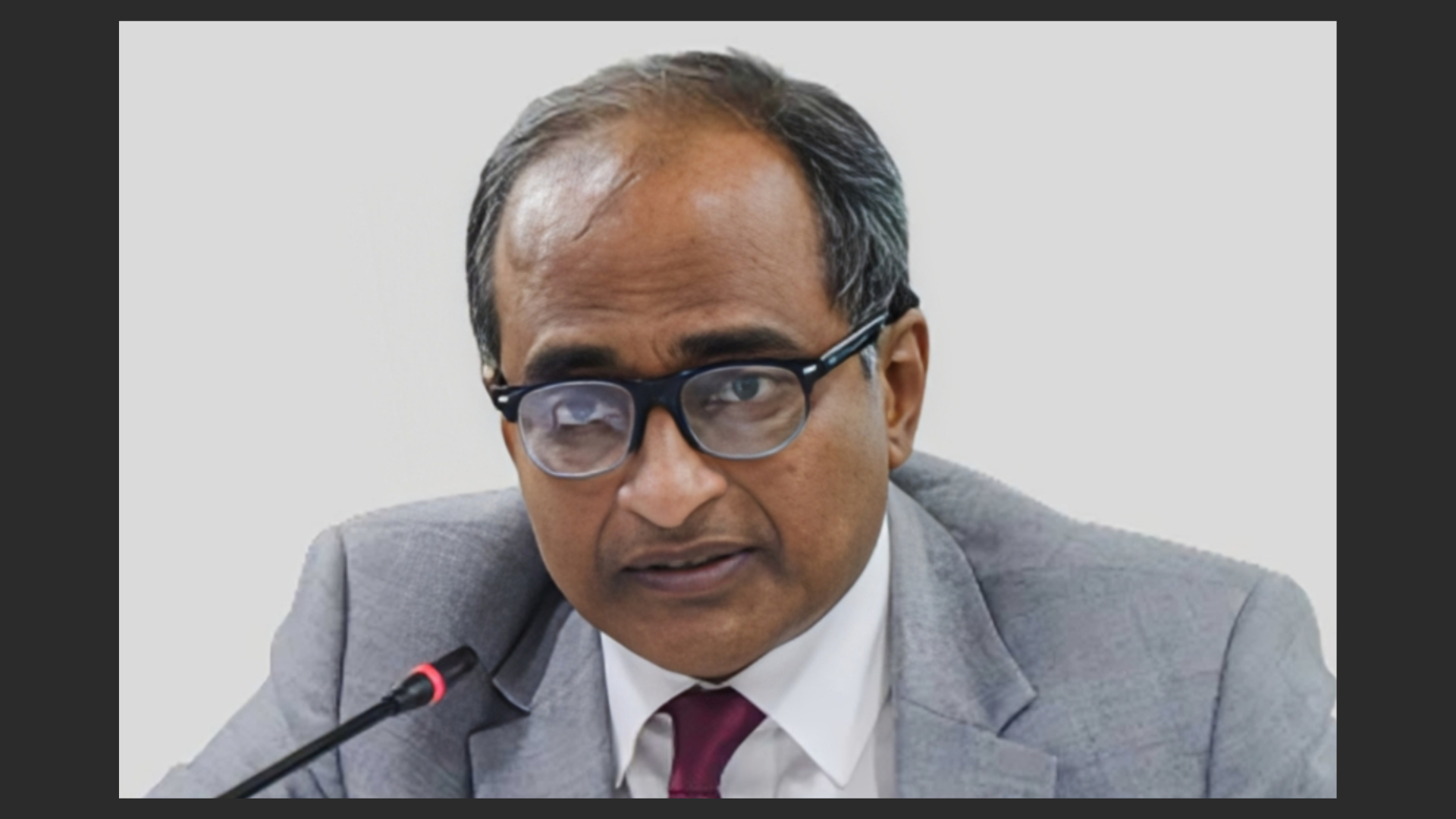 বাণিজ্য সচিব মাহবুবুর রহমান মারা গেছেন