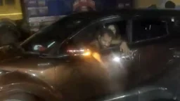 পার্কিং নিয়ে বিতণ্ডা, এলোপাতাড়ি গুলি