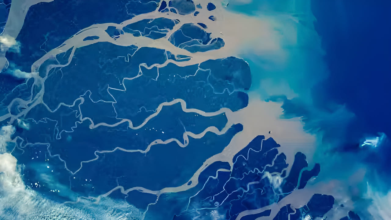 ভয়ংকর ভূমিক্ষয়ের মুখে বাংলাদেশ