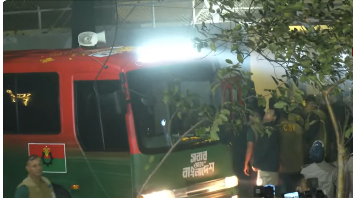 গুলশানের বাসায় পৌঁছেছেন তারেক রহমান