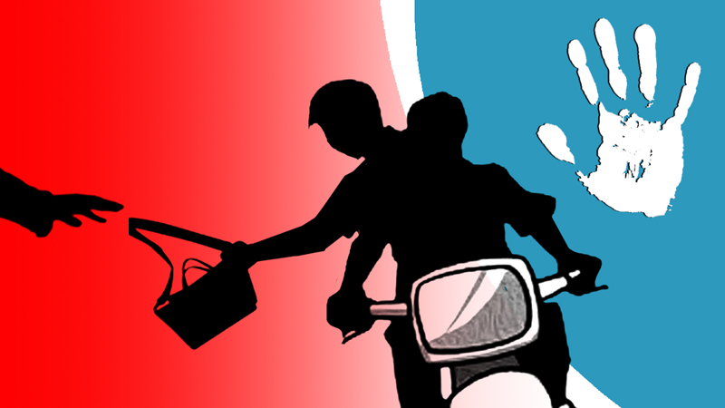 গাজীপুরে ককটেল ফাটিয়ে ২৪ লাখ টাকা ছিনতাই