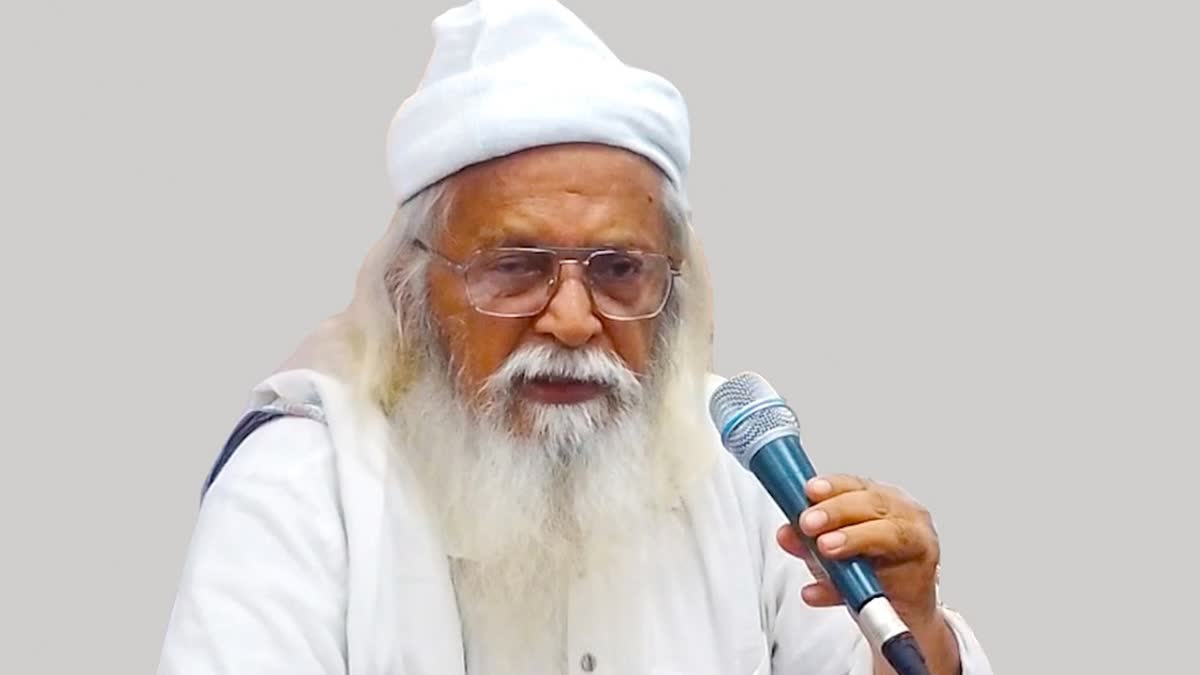 ফরহাদ মজহার। ছবি: বাসস থেকে নেওয়া