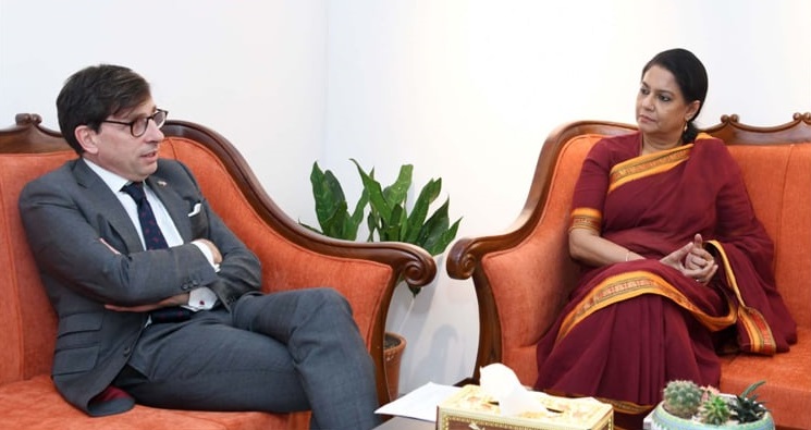 বাংলাদেশের জন্য বিমান ছিনতাইকারী জ্যঁ ক্যুঁয়ে