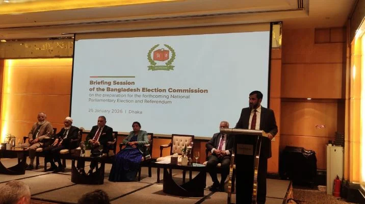 বিভিন্ন দেশের কূটনীতিকদের সঙ্গে বৈঠকে ইসি