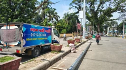 কলকাতা থেকে ৫ বাংলাদেশির মরদেহ আসছে, বেনাপোলে অপেক্ষায় স্বজন