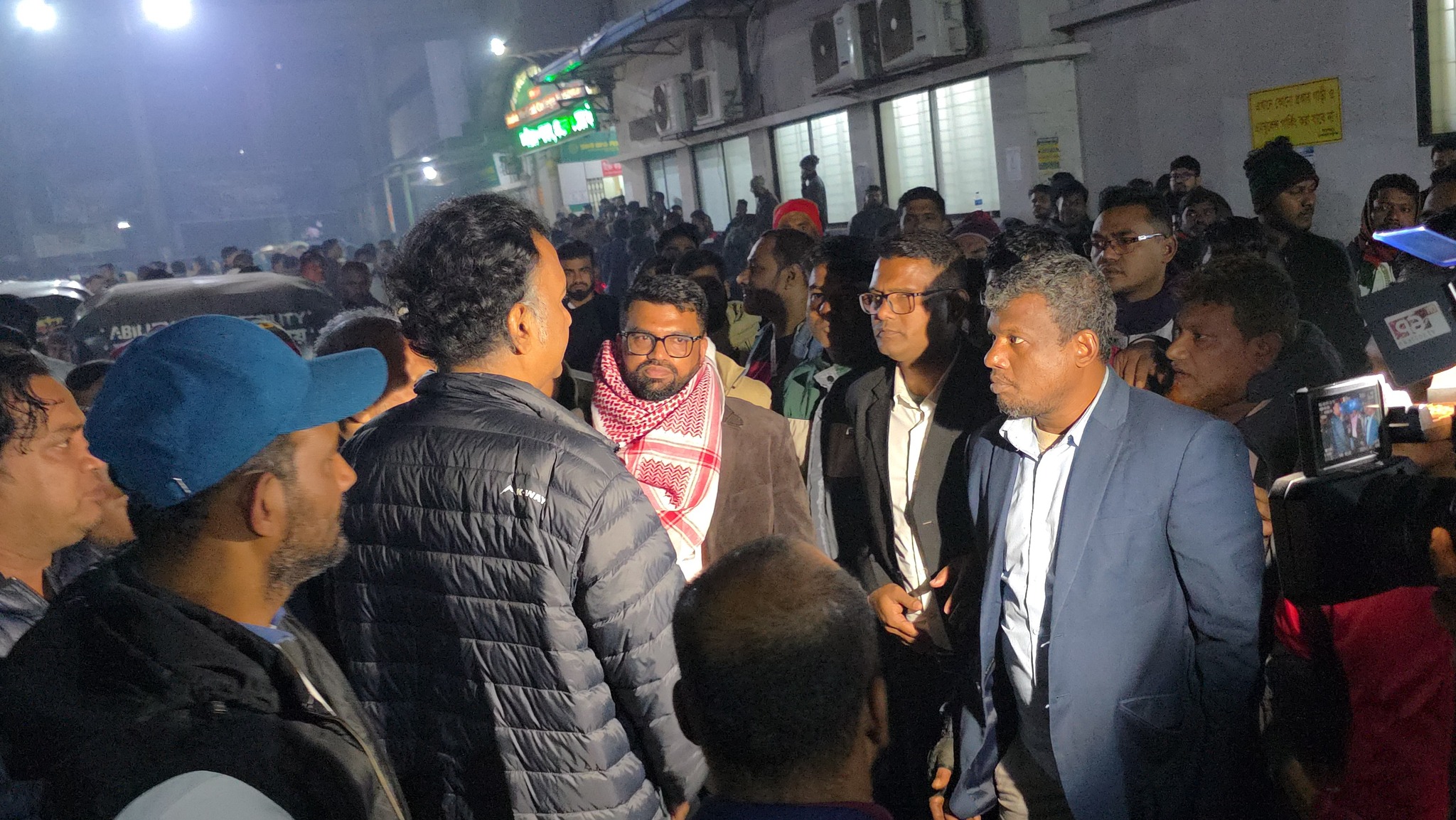 ঢামেকে নেতাকর্মীদের ভিড়। সংগৃহীত ছবি