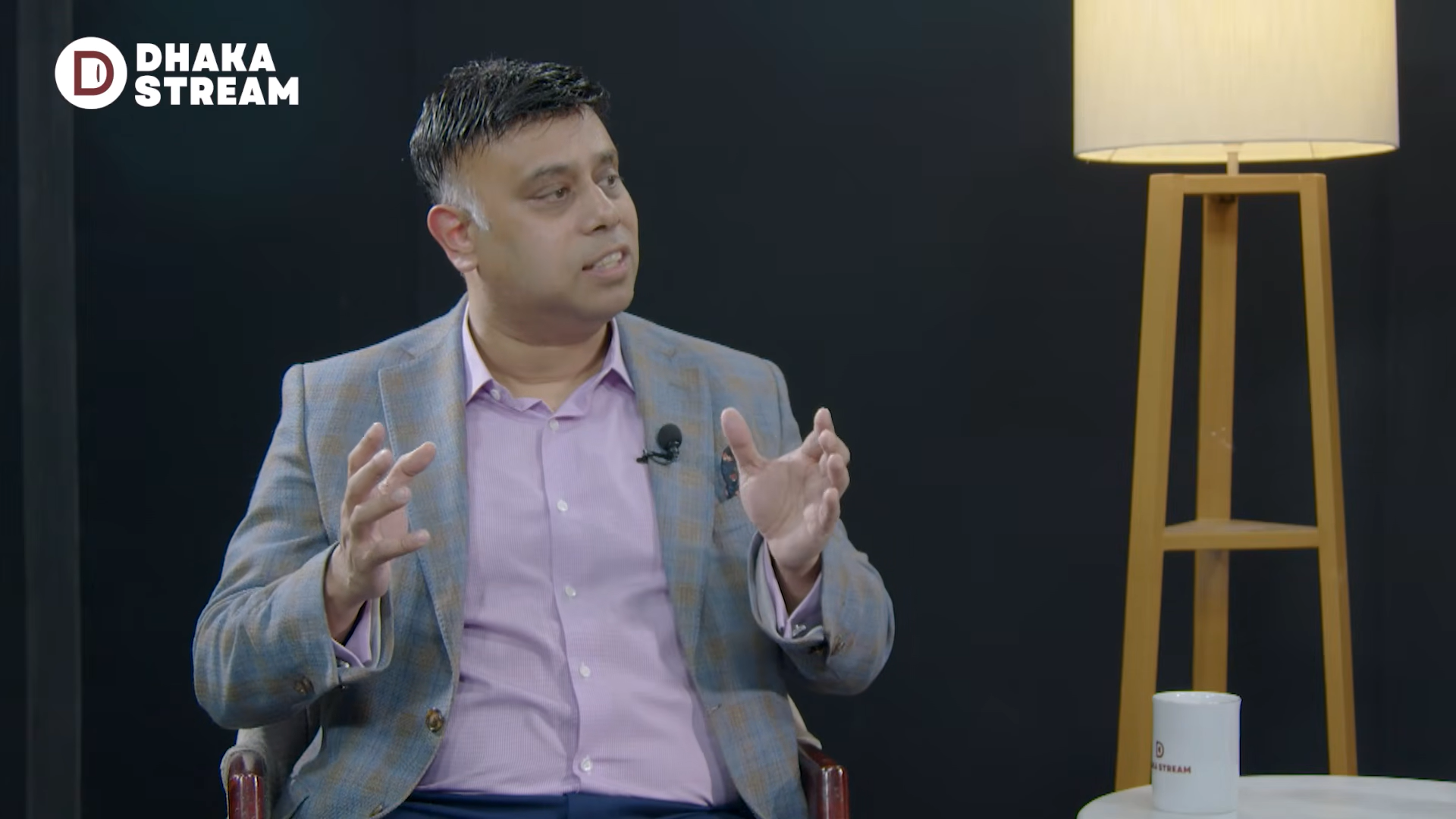 রাজনৈতিক মদদপুষ্ট লুটতরাজ বন্ধ হয়েছে, তবে সামনে কঠিন পথ