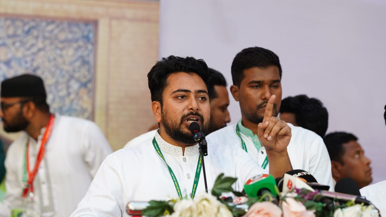 ‘এক পাটওয়ারীর মুখ বন্ধ করলে ঘরে ঘরে পাটওয়ারী তৈরি হবে’