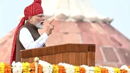 স্বাধীনতা দিবসের ভাষণে ‘বুদ্ধিবৃত্তিক নকশালদের’ হুমকি মোদির