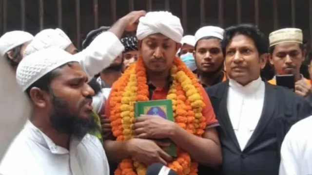 নারীকে হেনস্তা: এক বছরে অর্ণবের ‘টিকিটিও’ ধরা যায়নি