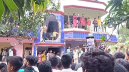 পাবনায় শিশু কলি হত্যা: প্রধান অভিযুক্তের বাড়ি ভাঙচুর