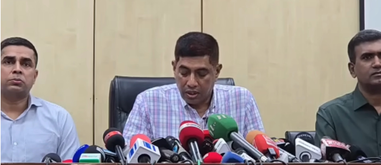 পুলিশের সংবাদ সম্মেলন। সংগৃহীত ছবি