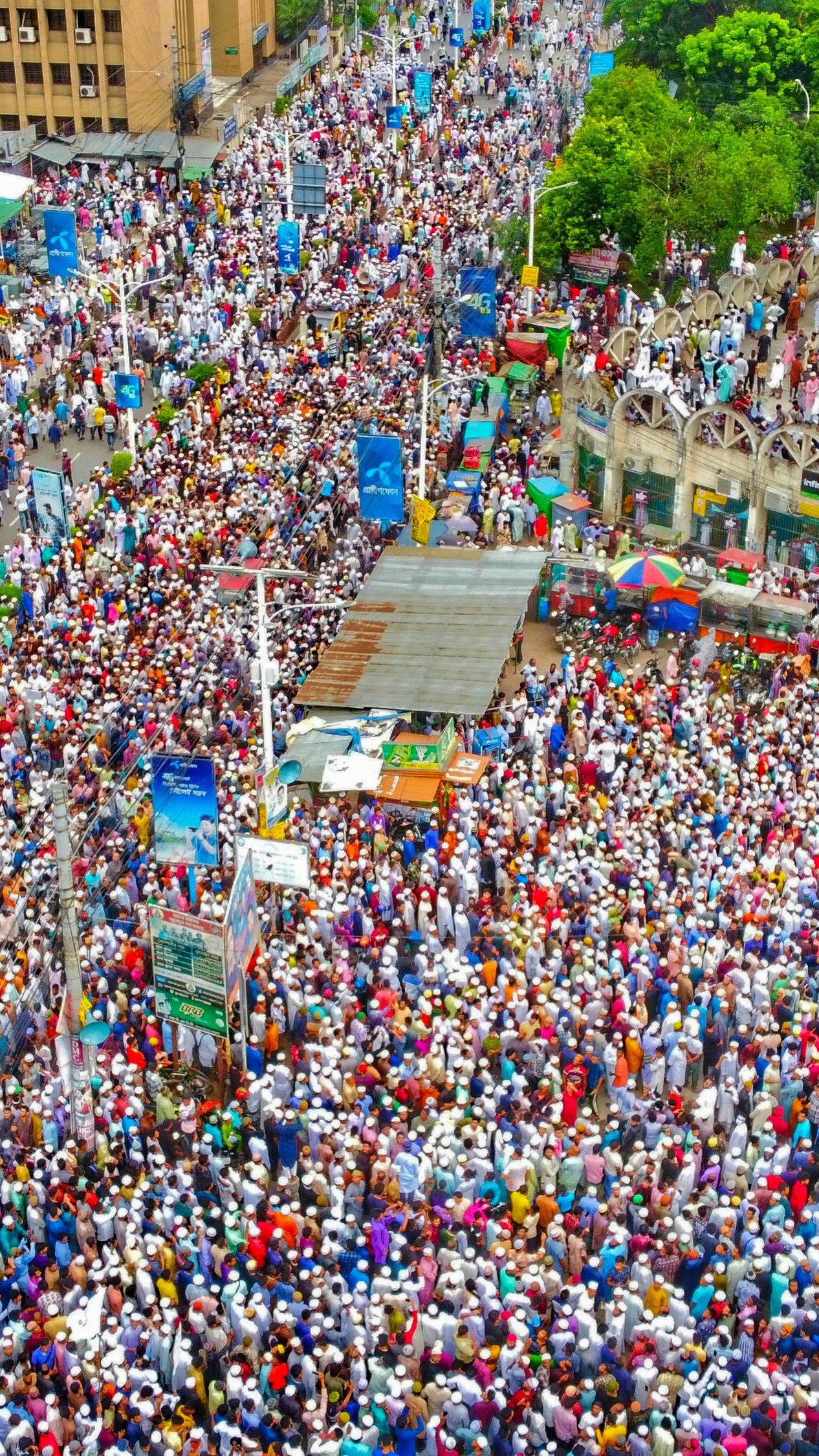 কেউ বলেন ১৭ কোটি কেউ ২০, দেশের জনসংখ্যা আসলে কত