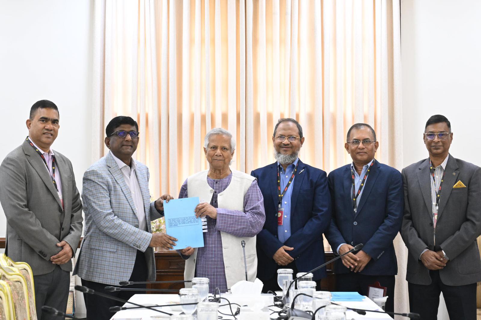 বঞ্চিত সশস্ত্র বাহিনীর সদস্যদের ন্যায়বিচার নিশ্চিত করবে সরকার: প্রধান উপদেষ্টা