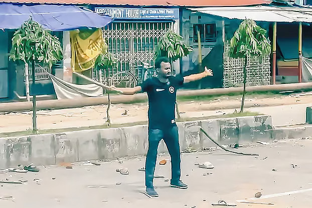 ফেনীতে কেন ‘অদৃশ্য’ হলেন জুলাই অভ্যুত্থানের নারীরা