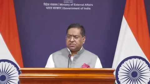 ভারতের পররাষ্ট্র মন্ত্রণালয়ের মুখপাত্র রণধীর জয়সোয়াল। ভিডিও থেকে নেওয়া ছবি