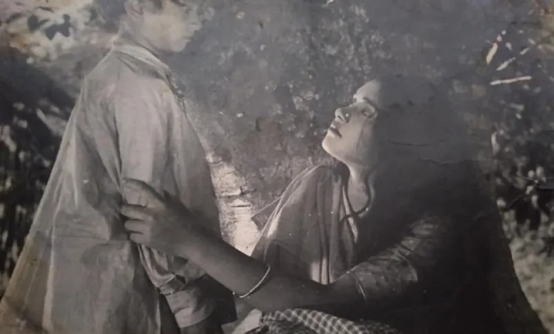 রূপবান সিনেমার একটি দৃশ্যের স্থিরচিত্র। সংগৃহীত ছবি