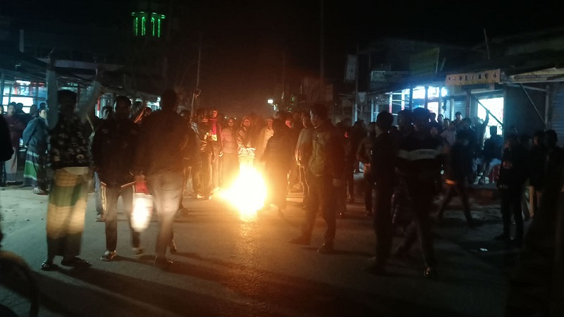 রংপুরে দুই আসনে ভোট পুনর্গণনার দাবিতে বিএনপি প্রার্থীর সমর্থকদের বিক্ষোভ