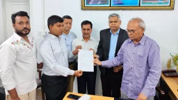 প্রধানমন্ত্রীর উদ্যোগে রাবিতে চাকরি পেলেন দৃষ্টিহীন শাকিল