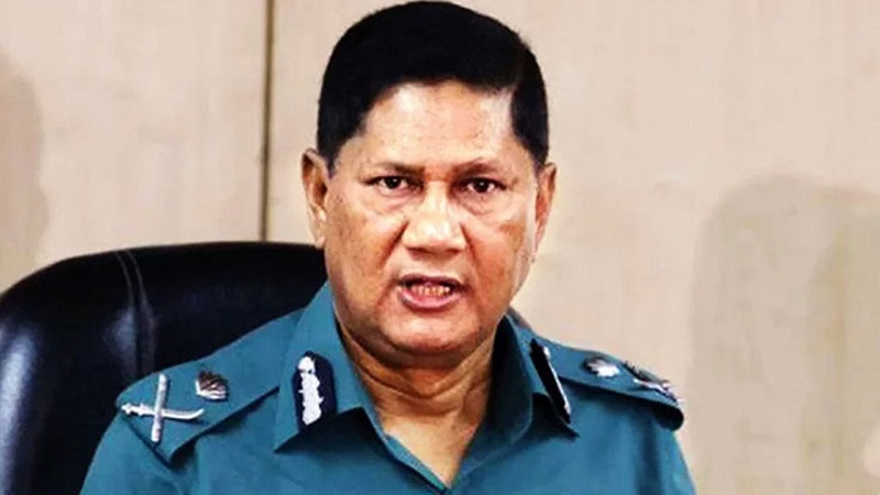 সাবেক ডিএমপি কমিশনারের ২৩ কোটি টাকার সম্পদ ক্রোক, দেশত্যাগে নিষেধাজ্ঞা