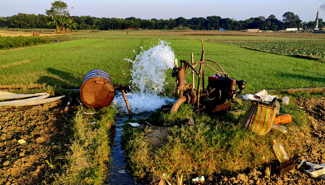 চুয়াডাঙ্গায় জ্বালানি তেলের সংকট, বোরোর সেচ কার্যক্রমে বিঘ্ন