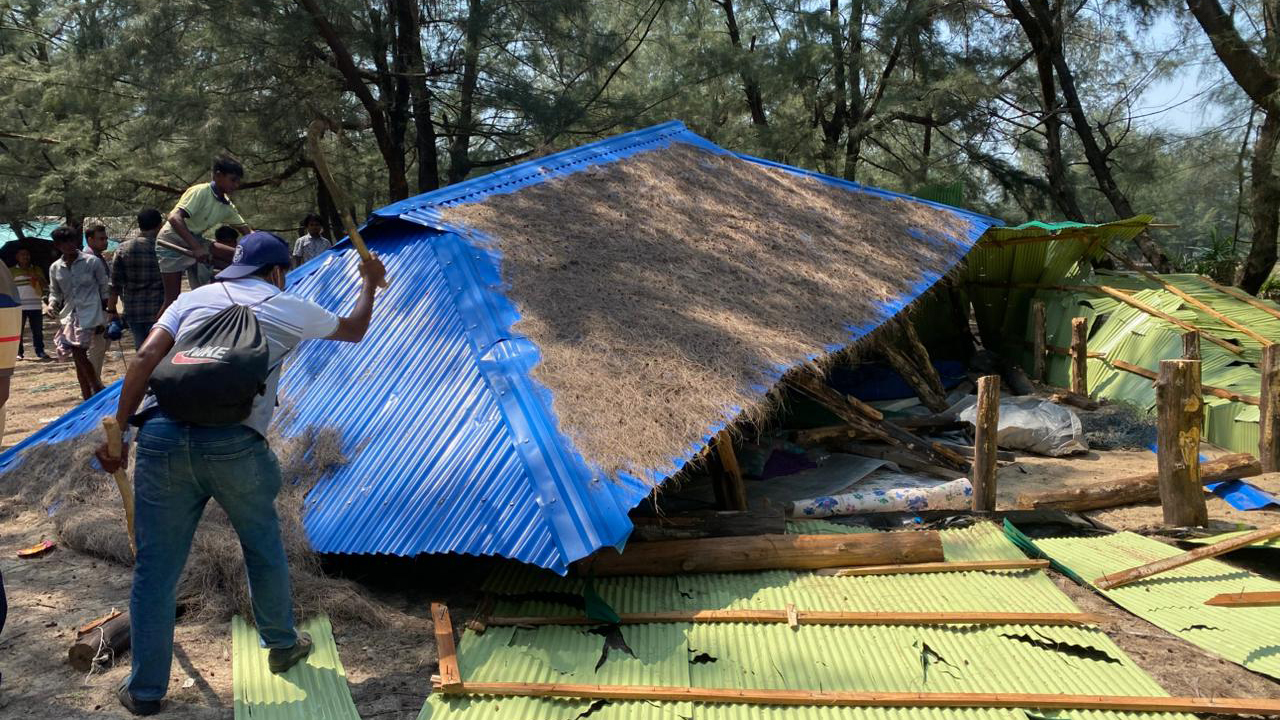 ঢাকা স্ট্রিমে প্রতিবেদন, সোনাদিয়া দ্বীপের স্থাপনা উচ্ছেদ