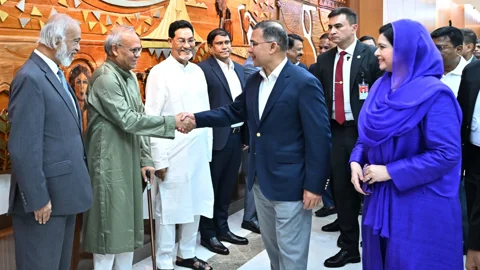 প্রধানমন্ত্রী তারেক রহমান জাতিসংঘ সাধারণ পরিষদের ৮১তম অধিবেশনে যোগ দিতে আজ সকালে নিউইয়র্কের উদ্দেশে ঢাকা ত্যাগ করেন। ছবি: পিএমও