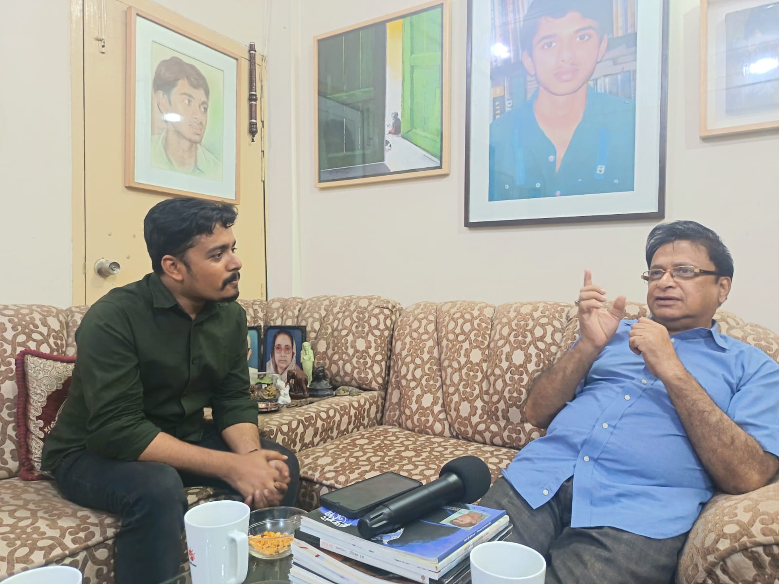 ত্বকীর বাবা রফিউর রাব্বী ও ইমরান হোসাইন। স্ট্রিম ছবি