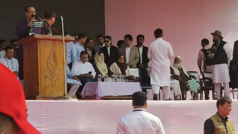 সিলেটে নির্বাচনী সমাবেশস্থলে তারেক রহমান