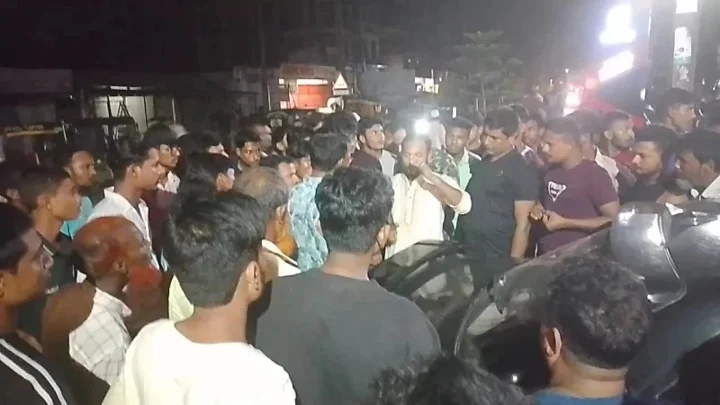 মৌলভীবাজারে এনসিপির সংঘর্ষ। ছবি: সংগৃহীত